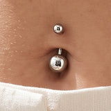 Piercing de ombligo sencillo