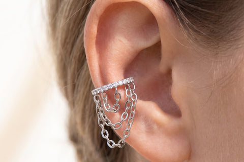 Piercing Conch con Cadena