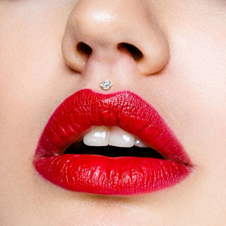 Circonita cuadrada Rosca interna Labret