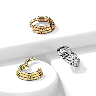 Anillo Triple fila pirámide Corte Clicker