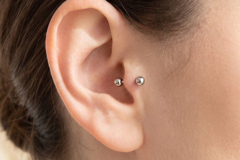 Piercing tragus plata