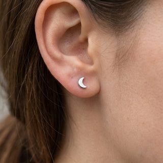 Titanium Earring Crescent Moon Shape