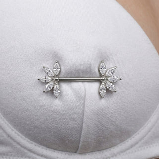 Titanium Nipple Piercing Marquise Cut Crystal Fan Push-In – getragen