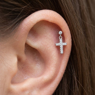 Titanium Top Dangling Cross With Stones Internally Threaded – getragen