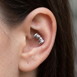 Titanium Labret Vampire Fangs Internally Threaded