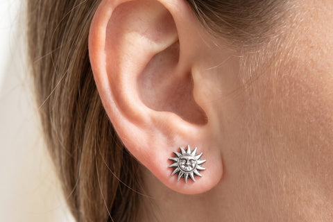 Piercing Sol